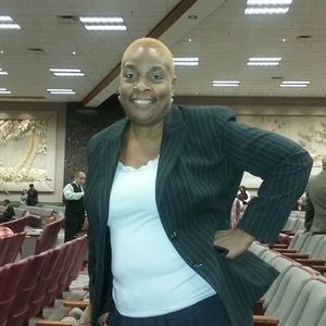 Meet your Posher, Sylvia